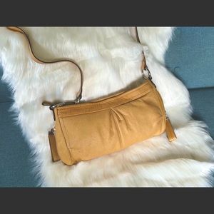 b. Makowsky shoulder bag